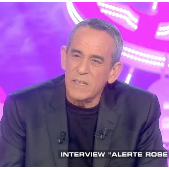 Thierry Ardisson présente Salut les terriens sur Canal+, le samedi 19 mars 2016.