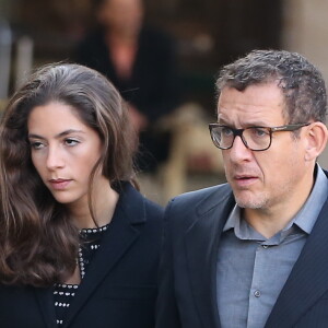 Dany Boon et sa femme Yaël - Obsèques de Sylvie Joly en l'église Saint-Sulpice à Paris. Le 9 septembre 2015