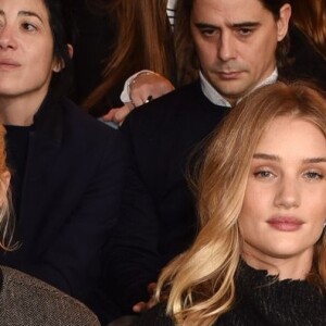 Caroline de Maigret, Aymeline Valade, Rosie Huntington-Whiteley et Natasha Poly à Paris, le 4 mars 2016.