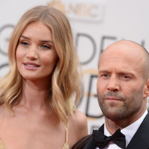 Rosie Huntington-Whiteley et Jason Statham aaux 73e Golden Globe Awards à Los Angeles. Le 10 janvier 2016.