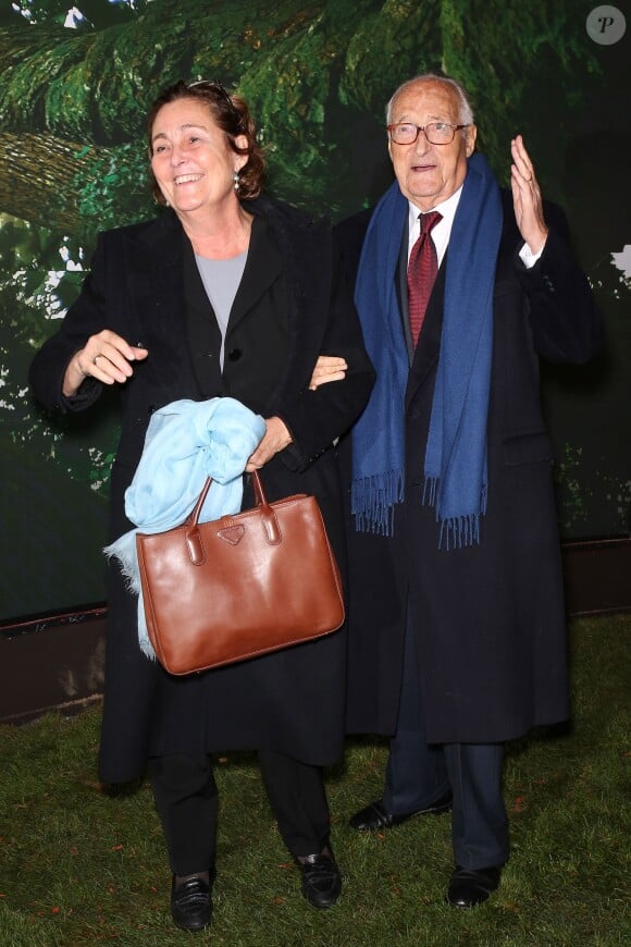 Alain Decaux et sa femme Micheline Pelletier - Avant-première du film "Il etait une forêt" sur les Champs Elysées à Paris, le 5 novembre 2013