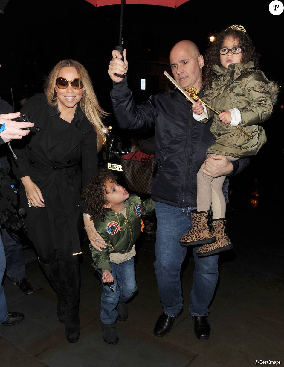 Mariah Carey Et Ses Enfants Monroe Et Moroccan Cannon Dans Les Rues De Londres Le 24 Mars 2016 