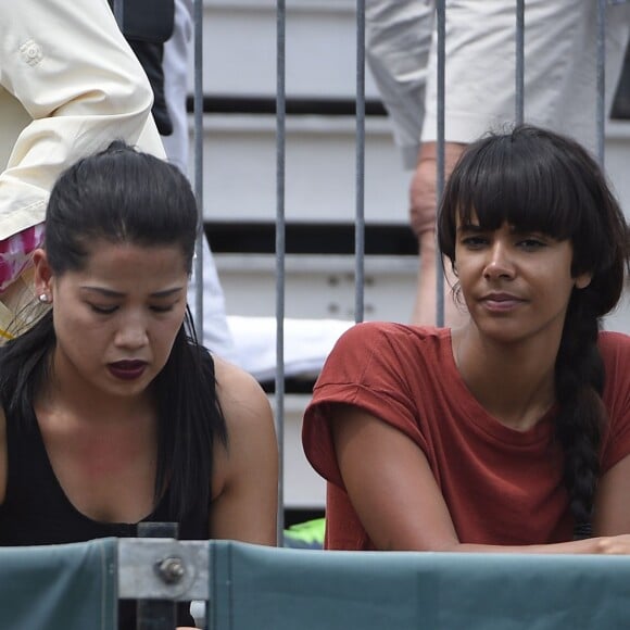 Shy'm était spectatrice du match de son compagnon Benoît Paire en double avec David Marrero au Masters 1000 de Miami à Crandon Park le 28 mars 2016, qui s'est soldé par une défaite contre une doublette australienne.