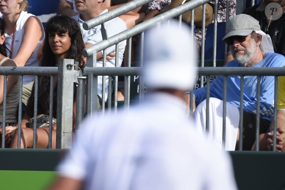 Shy'm a assisté impuissante à la déroute de son compagnon Benoît Paire au troisième tour du Masters 1000 de Miami le 27 mars 2016, battu par Richard Gasquet 6-3, 6-0.