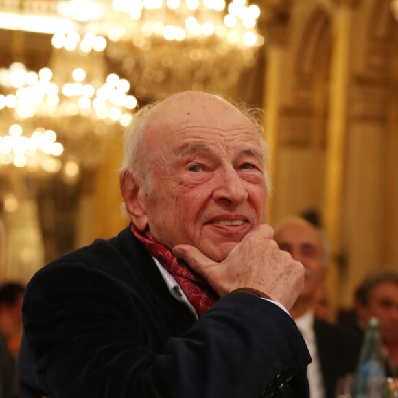 Exclusif - Edgar Morin à l'Hotel de Ville de Paris le 10 décembre 2013.