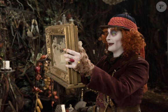 Johnny Depp dans Alice de l'autre côté du miroir.