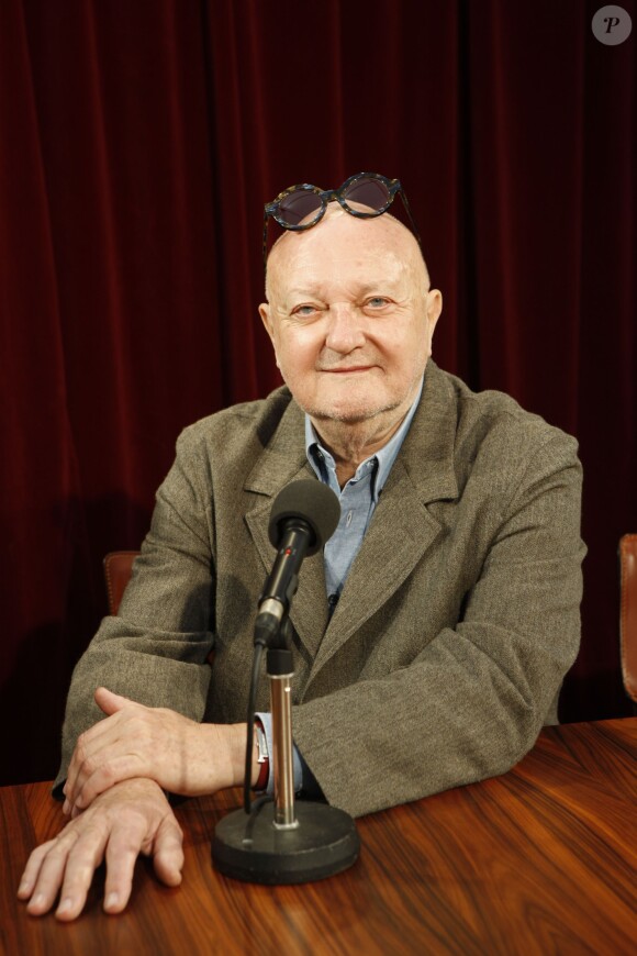 Jean-Pierre Coffe au Salon du Livre du Mans, le 8 octobre 2008. Le fameux gastronome est mort chez lui à Lanneray (Eure-et-Loir) le 29 mars 2016 à 78 ans ; il avait confié souhaiter que ses cendres soient dispersées dans son jardin.