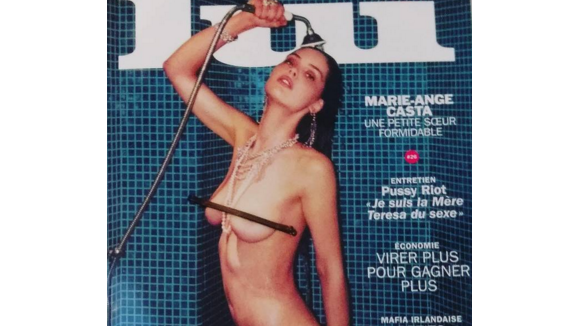 Marie-Ange Casta nue dans "Lui" : La petite soeur de Laetitia sous la douche