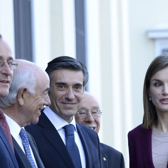 La reine Letizia d'Espagne a pris part le 30 mars 2016 à une réunion de travail de la Fondation BBVA Microfinance à Madrid