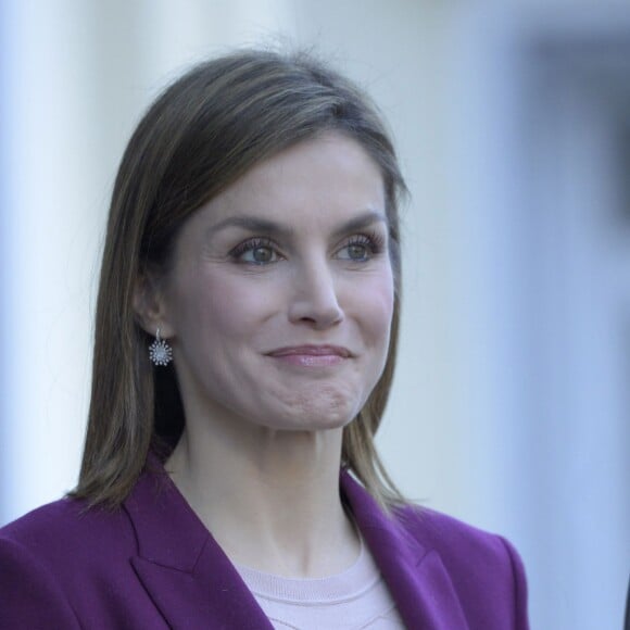 La reine Letizia d'Espagne a pris part le 30 mars 2016 à une réunion de travail de la Fondation BBVA Microfinance à Madrid