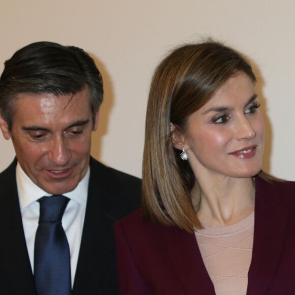 La reine Letizia d'Espagne a pris part le 30 mars 2016 à une réunion de travail de la Fondation BBVA Microfinance à Madrid