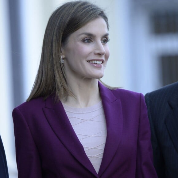 La reine Letizia d'Espagne a pris part le 30 mars 2016 à une réunion de travail de la Fondation BBVA Microfinance à Madrid