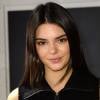 Kendall Jenner a rencontré son double de cire au musée Madame Tussauds de Londres ce 23 février 2016.