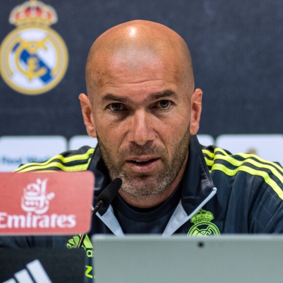 Zinedine Zidane à Barcelone le 1er avril 2016 avant le Clasico