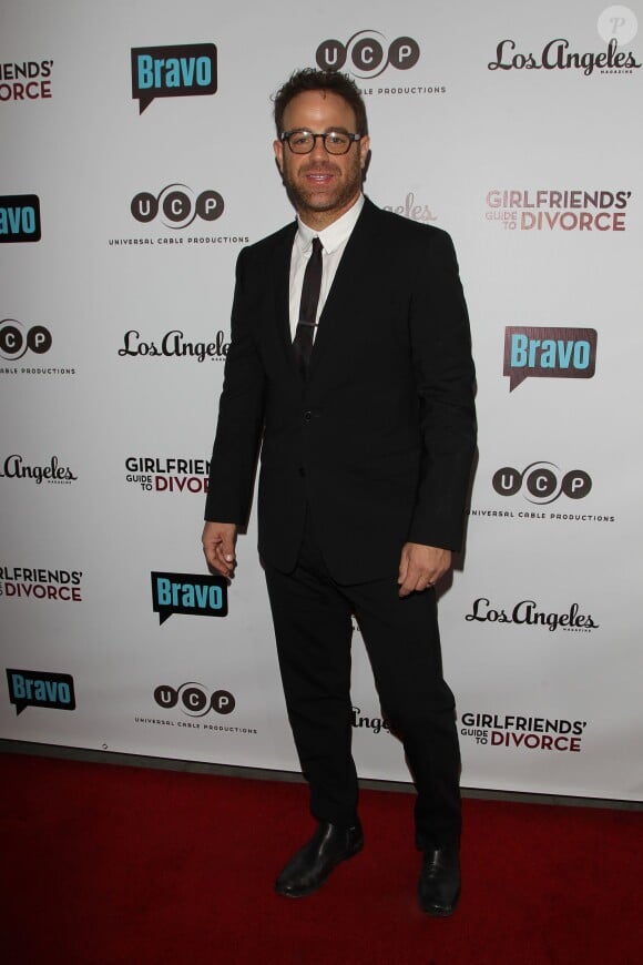 Paul Adelstein - Première de "Girlfriends Guide to Divorce" à Los Angeles, le 18 novembre 2014