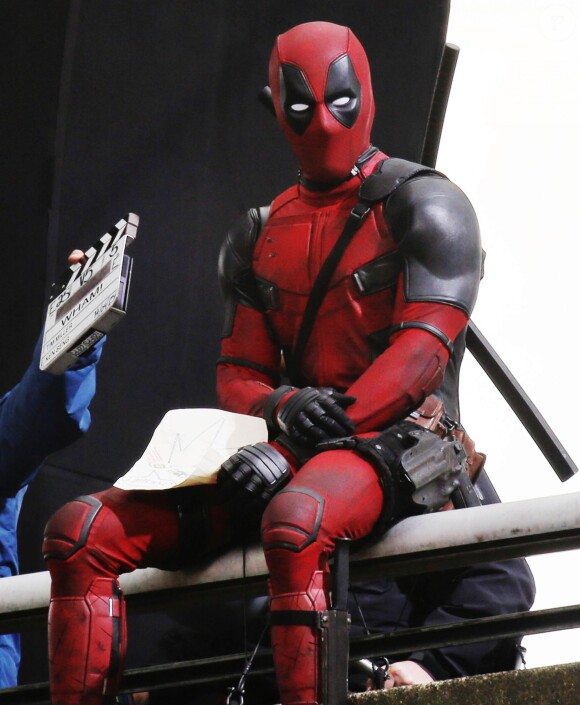 Ryan Reynolds sur le tournage de "Deadpool" à Vancouver, le 15 avril 2015