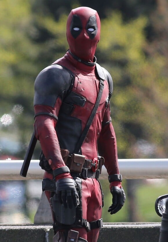 Ryan Reynolds sur le tournage de "Deadpool" à Vancouver, le 11 avril 2015