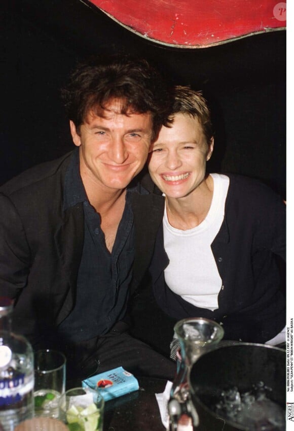 Sean Penn et Robin Wright à Miami en 1997