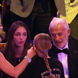 Exclusif - Natty Belmondo, Annabelle Belmondo, Jean Paul Belmondo et sa fille Stella - 52e Gala de l'union des artistes au Cirque d'hiver à Paris le 19 novembre 2013.