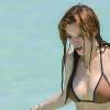 Bella Thorne profite d'un après-midi ensoleillé à Miami Beach. Le 8 avril 2016.