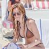 Bella Thorne profite d'un après-midi ensoleillé à Miami Beach. Le 8 avril 2016.