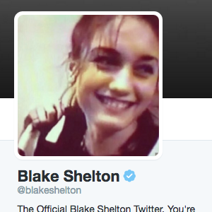 Sur sa page Twitter, Blake Shelton a remplacé sa photo de profil par une photo de son amoureuse Gwen Stefani à l'époque où elle était adolescente. Photo publiée au mois d'avril 2016.
