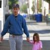 Exclusif - Chad Lowe et sa fille Mabel dans les rues de Santa Monica, le 22 Novembre 2012.