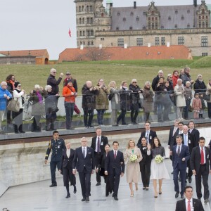 Le prince Frederik et la princesse Mary de Danemark ont accompagné le président du Mexique Enrique Pena Nieto et sa femme Angèlica Rivera lors de leur visite au château de Kronborg et au musée Maritime à Elseneur, le 13 avril 2016, lors de leur visite d'Etat.