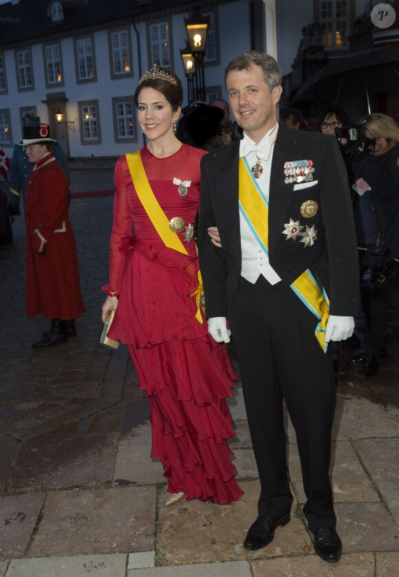 La princesse Mary et le prince Frederik de Danemark au banquet d'état pour le président du Mexique Enrique Pena Nieto et sa femme Angelica Rivera au château de Fredensborg le 13 avril 2016