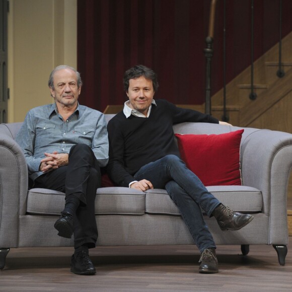Patrick Chesnais, Ivan Calbérac (auteur de la pièce) - Filage de la pièce de théâtre "Une famille modèle" au Théâtre Montparnasse à Paris le 19 janvier 2016. © Coadic Guirec/Bestimage