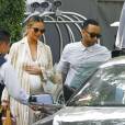 Chrissy Teigen et  John Legend à leur sortie de l'hôtel Bel Air de Beverly Hills le 20 mars 2016  
