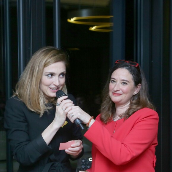 Exclusif - Julie Gayet - Gala de charité au profit de l'association "Endofrance" qui lutte contre l'endométriose au Pavillon Royal à Paris le 7 avril 2016. © CVS/Bestimage