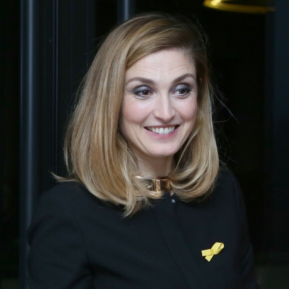Exclusif - Julie Gayet - Gala de charité au profit de l'association "Endofrance" qui lutte contre l'endométriose au Pavillon Royal à Paris le 7 avril 2016. © CVS/Bestimage