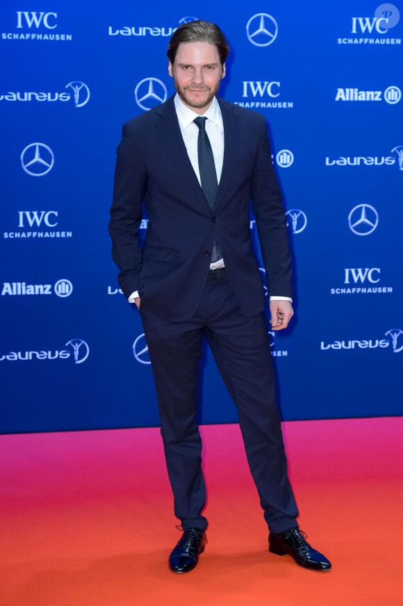 Daniel Brühl assiste aux Laureus World Sports Awards 2016" à Berlin. Le 18 avril 2016.