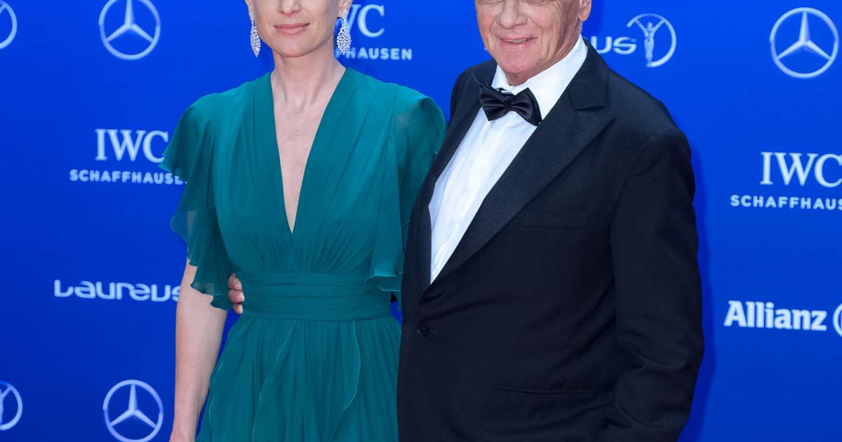 L'ex-pilote de F1 Niki Lauda et sa femme Birgit Wetzinger assistent aux