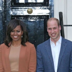 Le prince William, Kate Middleton et le prince Harry ont reçu Barack Obama et Michelle Obama au palais de Kensington, leur résidence à Londres, le 22 avril 2016 pour un dîner privé dans le cadre de leur visite d'Etat au Royaume-Uni.