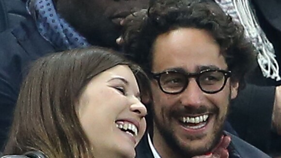 Thomas Hollande et son amoureuse : Supporters d'un PSG vainqueur dans la douleur