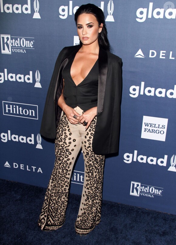 Demi Lovato lors du 27ème "Annual GLAAD Media Awards" à Beverly Hills le 2 Avril 2016.