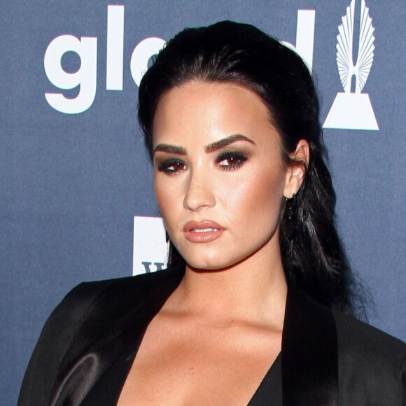 Demi Lovato lors du 27ème "Annual GLAAD Media Awards" à Beverly Hills le 2 Avril 2016.