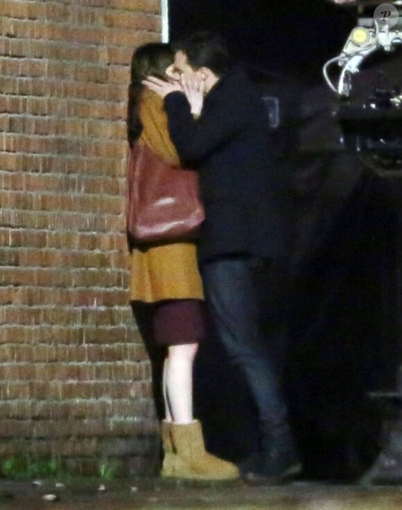 Dakota Johnson et Jamie Dornan sur le tournage de "Fifty Shades Darker" à Vancouver le 24 Mars 2016.