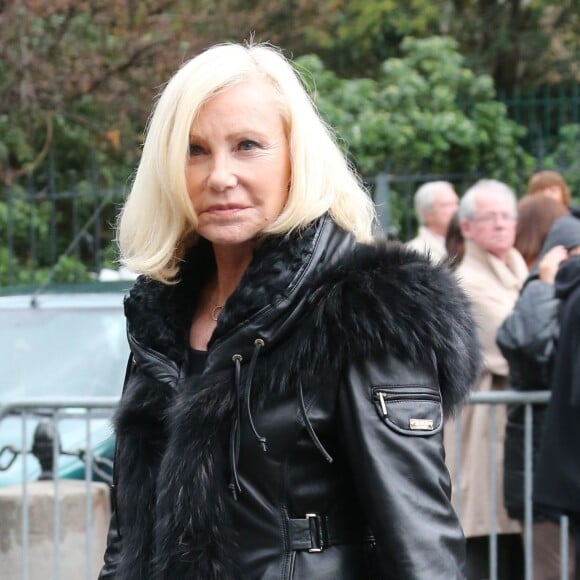 Michele Torr à la Sortie des obseques de Frank Alamo en l'eglise St-Germain-des-Pres a Paris. Le 18 octobre 2012