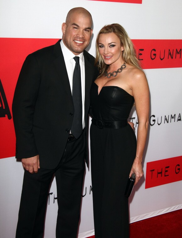 Tito Ortiz et sa femme à la première de "The Gunman" à Los Angeles, le 12 mars 2015