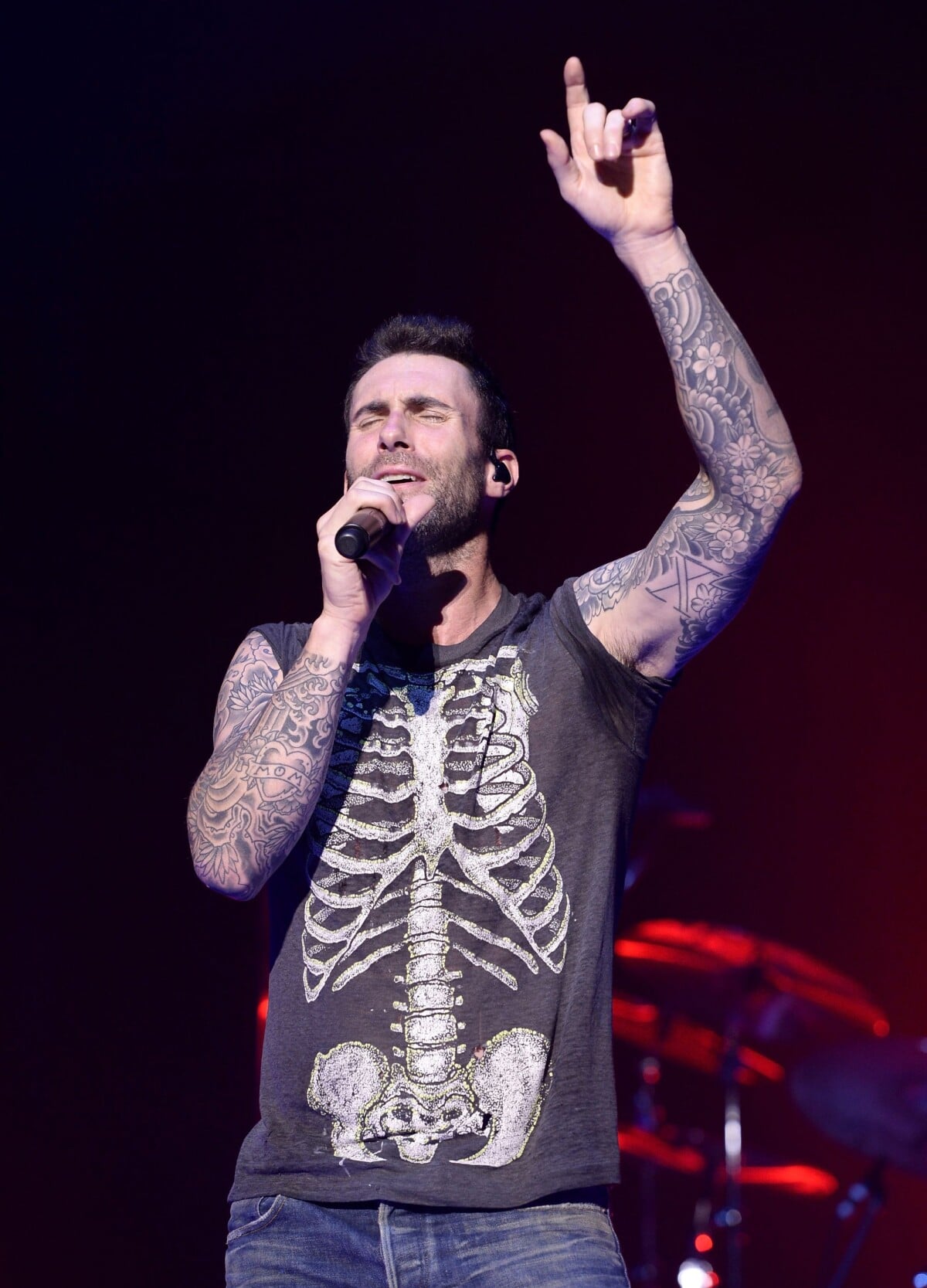 Photo : Adam Levine en concert avec Maroon 5 à Madrid le 15 juin 2015 ...