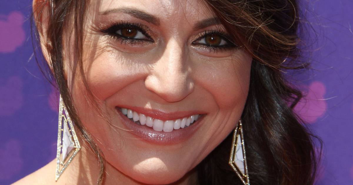 Cerina Vincent à la journée Radio Disney Music Awards 2016 au théâtre