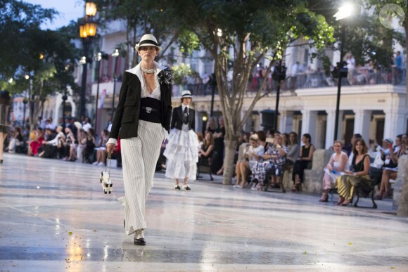 Stella Tennant - Defilé Croisière Chanel à La Havane à Cuba, le 3 mai 2016. © Olivier Borde/Bestimage