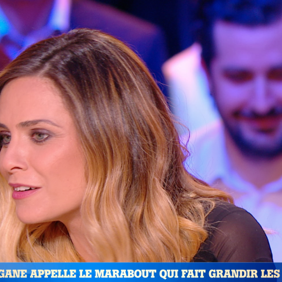 Clara Morgane, invitée sur le plateau de Faut pas abuser ! (diffusion le mardi 10 mai 2016 à 21h00 sur D8).