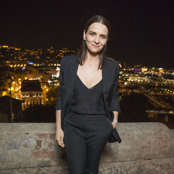 No Web No Blog - Juliette Binoche - People au dîner Kering pour "Women in Motion" lors du 69ème Festival International du Film de Cannes. Le 15 mai 2016 © Borde-Jacovides-Moreau / Bestimage  No Web No Blog - People attend the Kering Dinner for "Women in Motion" during the 69th Cannes International Film Festival. On may 15th 201615/05/2016 - 