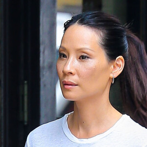 Lucy Liu sur le tournage de la série "Elementary" à New York, le 15 juillet 2014.