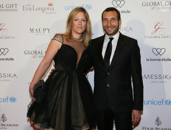 Zinedine Soualem et sa compagne Caroline Faindt à la 7ème Édition du Global Gift Gala au Four Seasons Hotel George V à Paris le 9 mai 2016