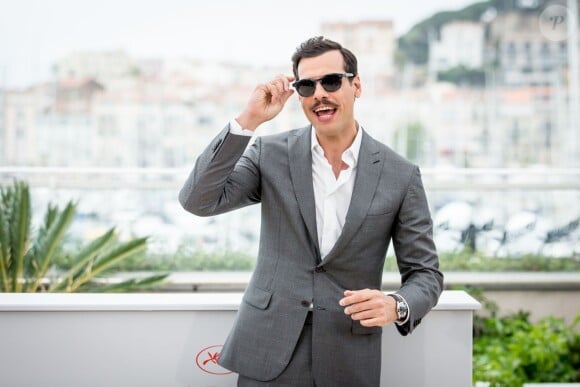 Photocall de Laurent Lafitte, maître de cérémonie du 69e Festival international du film de Cannes le 11 mai 2016. © Dominique Jacovides / Bestimage